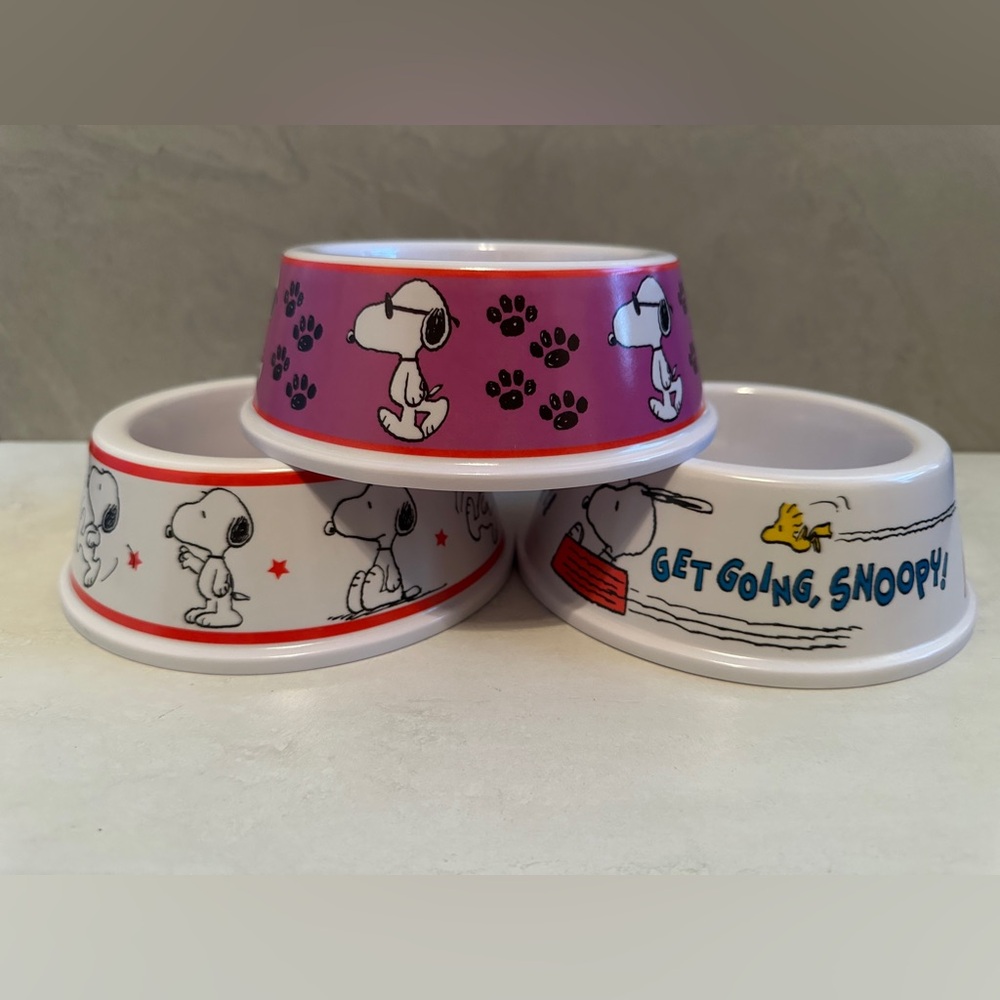 Peanuts Snoopy 3-Bowl Set Dog Cat Food Water Dish Pet Bowls  5x2.5” Excellent